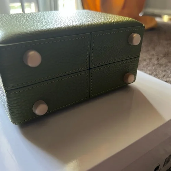 Brandon Blackwood mini Kendrick trunk-evergreen - Picture 3 of 3